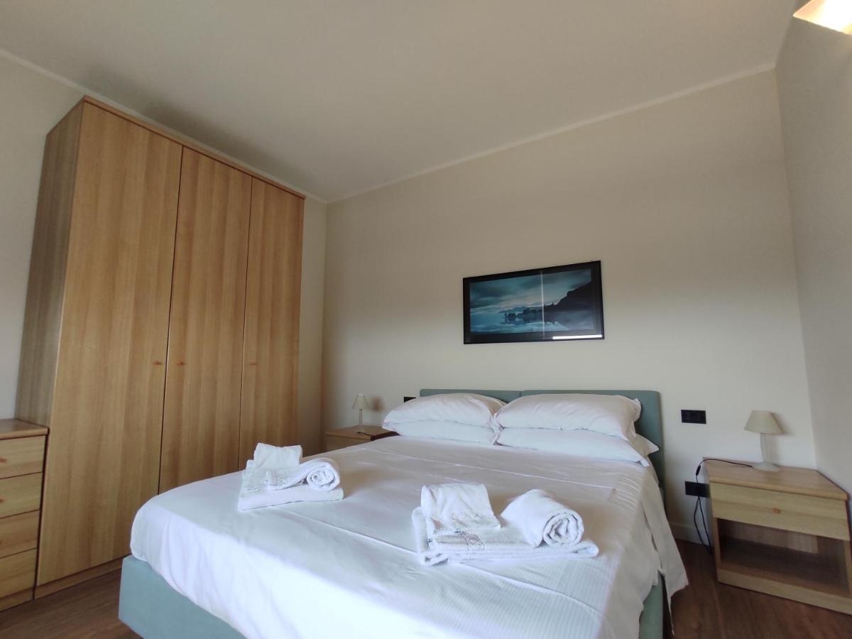 Genova Business Homes Luaran gambar