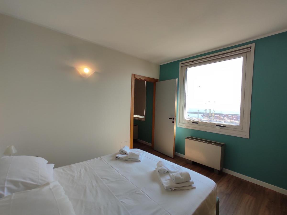 Genova Business Homes Luaran gambar