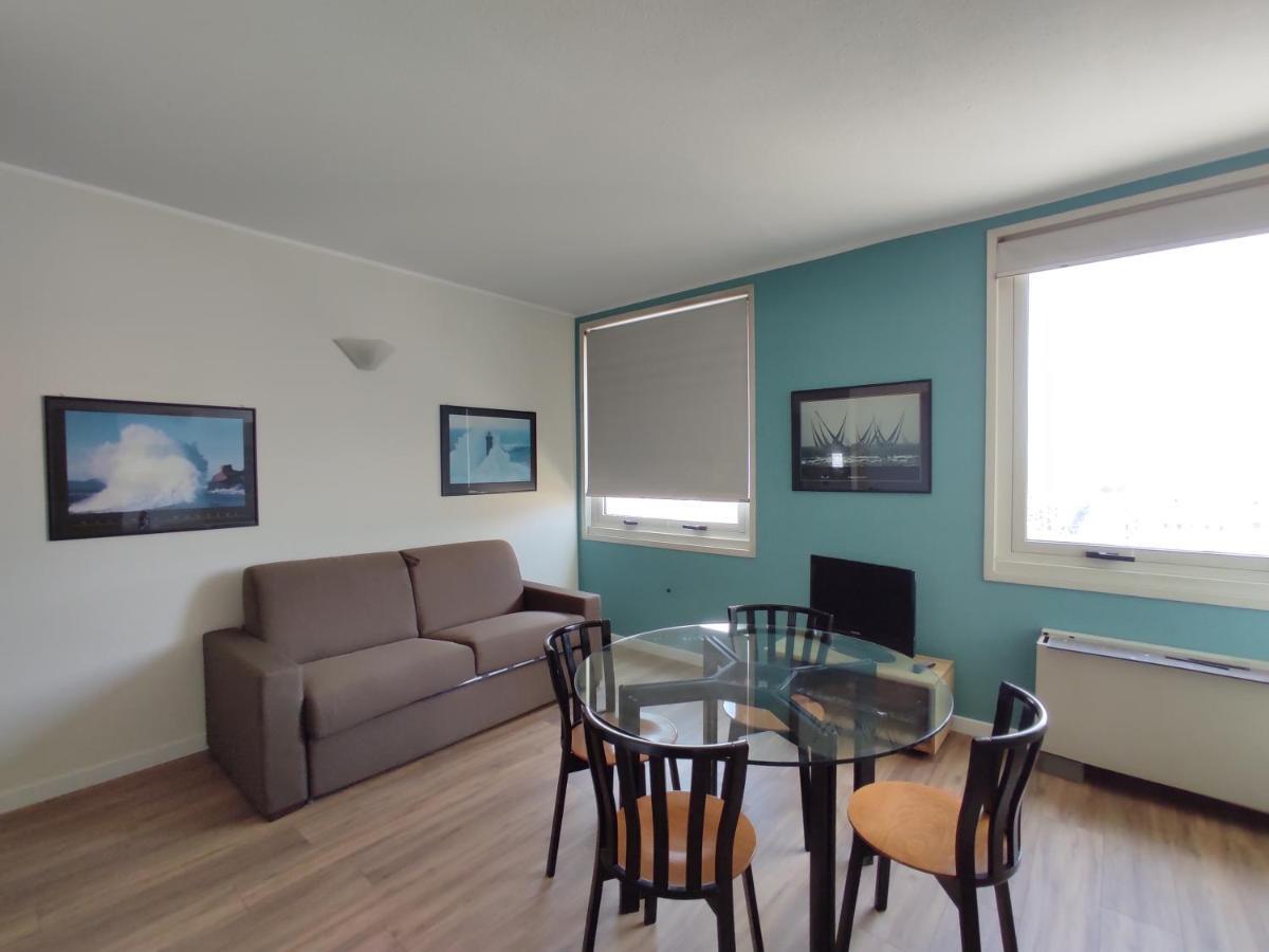 Genova Business Homes Luaran gambar