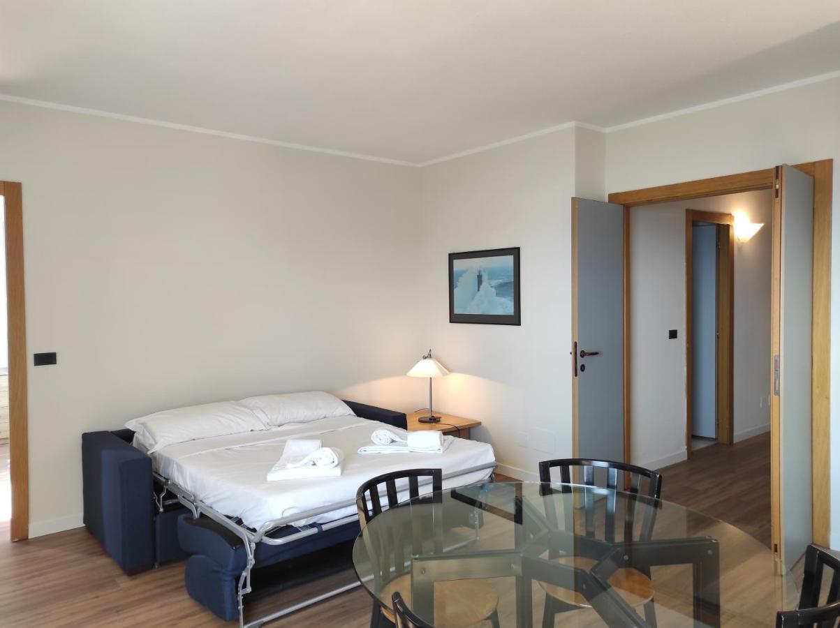 Genova Business Homes Luaran gambar